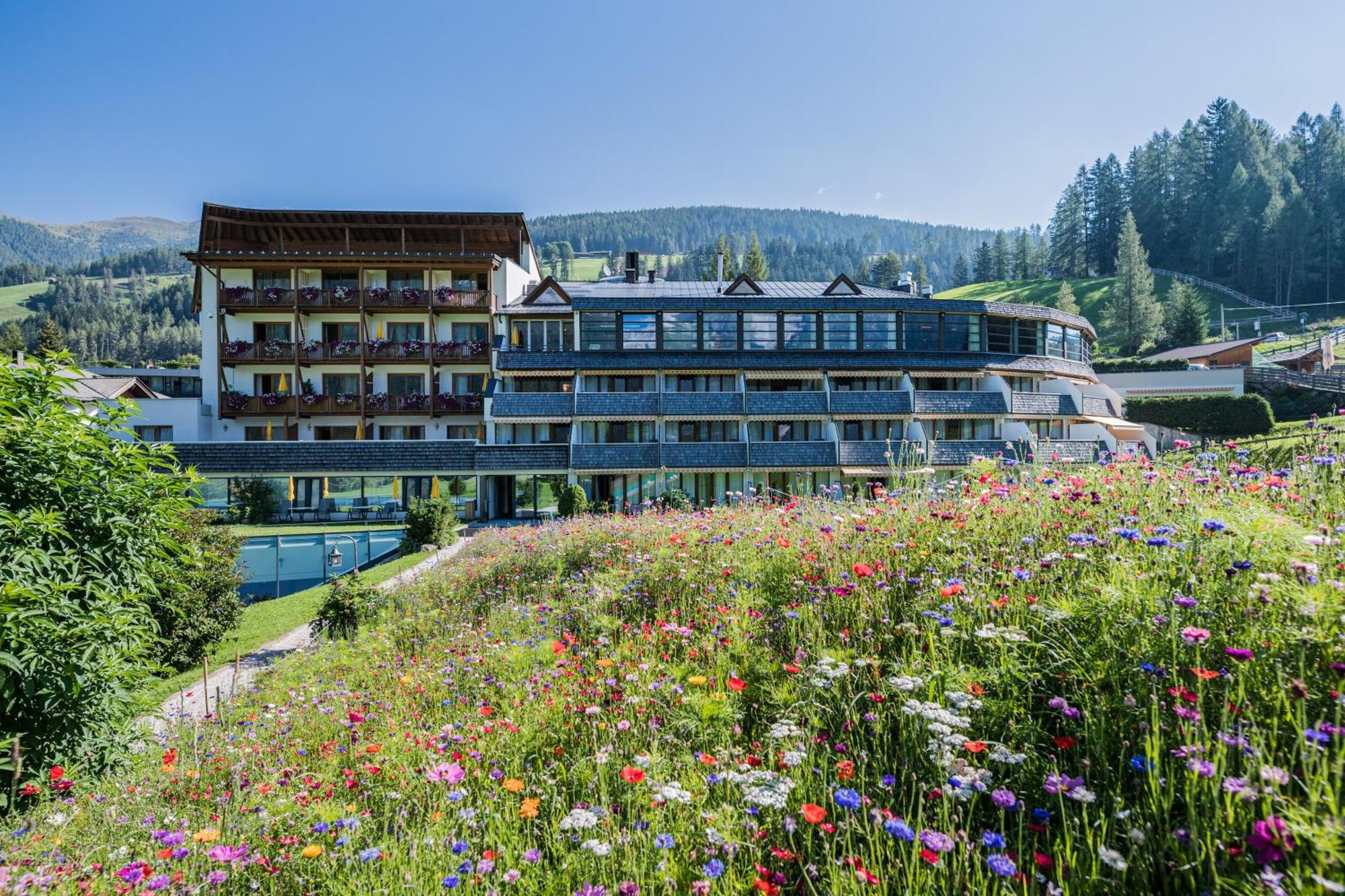 Family Resort Rainer セスト エクステリア 写真